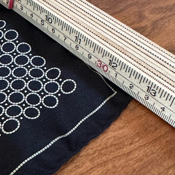 Stefano Ricci Silk Pocket Square Handkerchief 13” Black White Geometric Italy - Picture 6 of 7